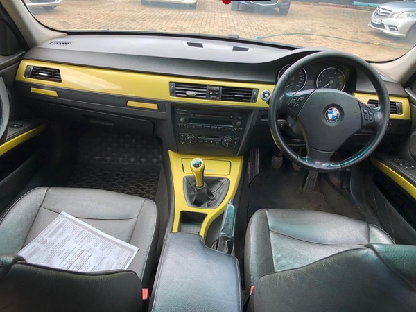 2005 BMW 323I 2005