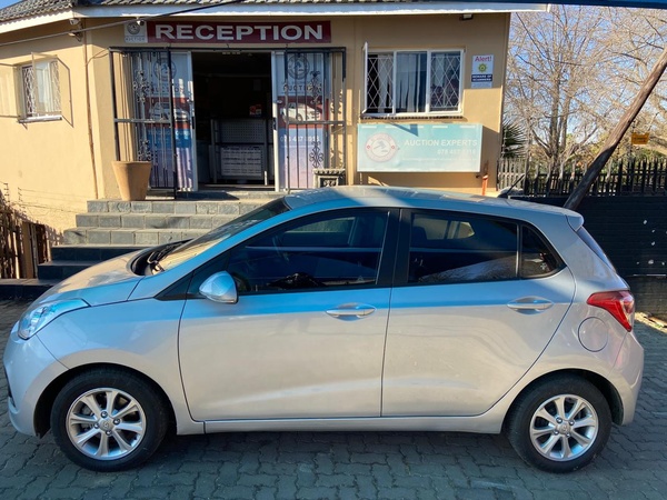 2017 HYUNDAI GRAND I10 2017