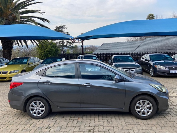 2015 HYUNDAI ACCENT 2015