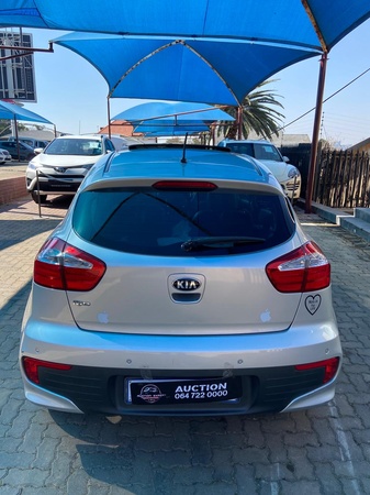 2015 KIA RIO 2015