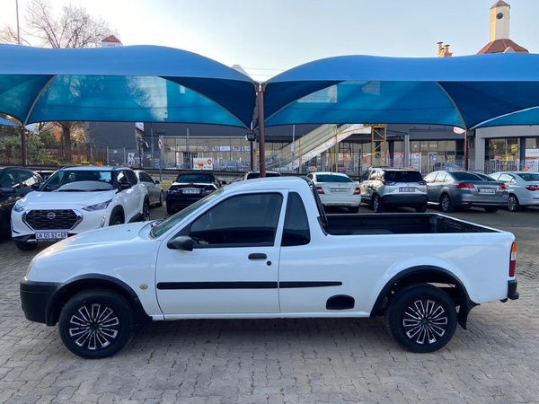 2010 FORD BANTAM 2010