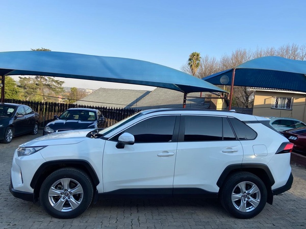 2020 TOYOTA RAV 4 2020
