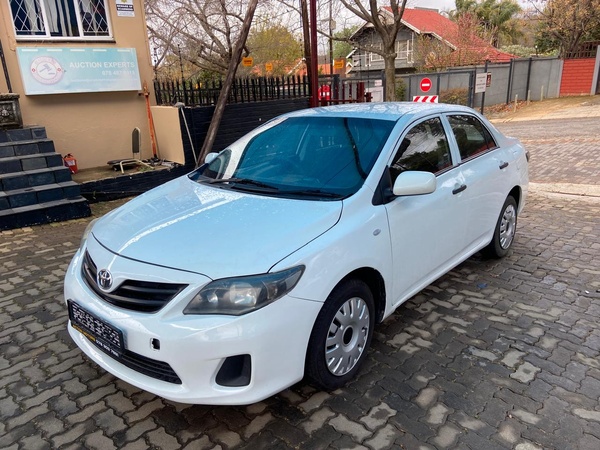 2019 TOYOTA COROLLA 2019
