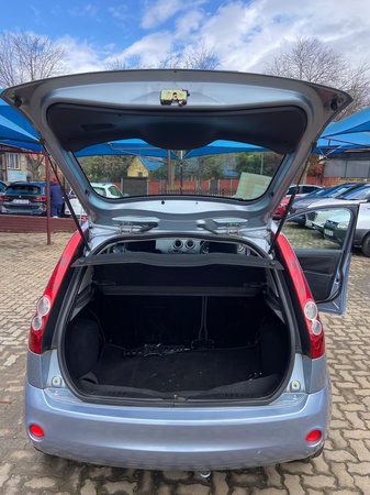 2006 FORD FIESTA 2006