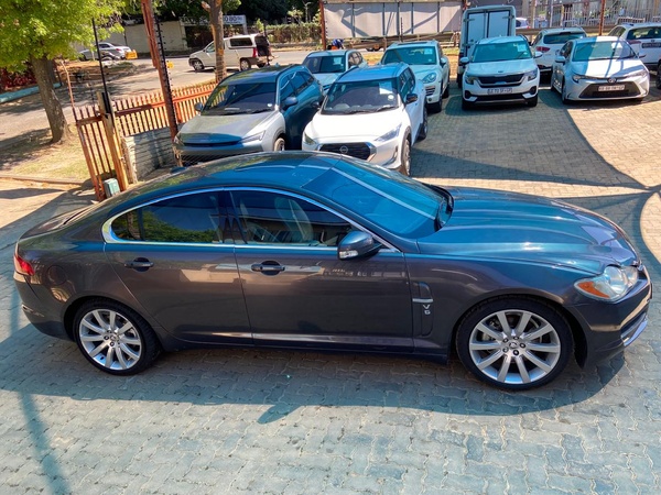 2009 JAGUAR XF 2009
