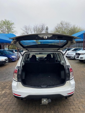 2011 SUBARU FORESTER 2011