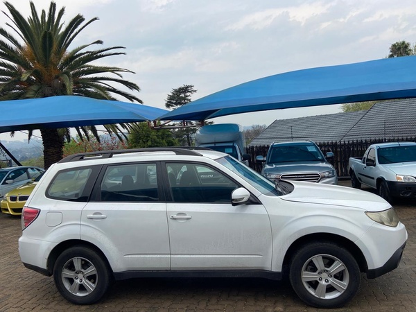 2011 SUBARU FORESTER 2011
