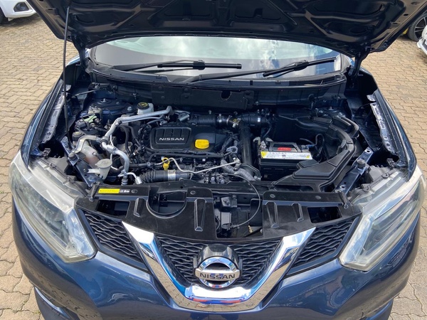 2015 NISSAN X-TRAIL 2015