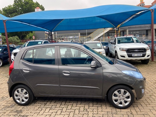 2017 HYUNDAI I10 2017