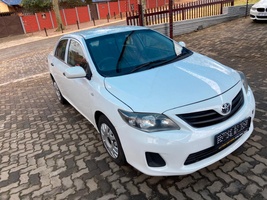 2019 TOYOTA COROLLA 2019