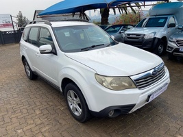 2011 SUBARU FORESTER 2011