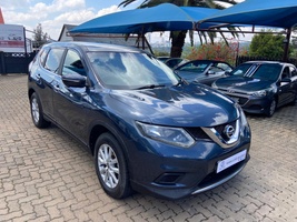 2015 NISSAN X-TRAIL 2015